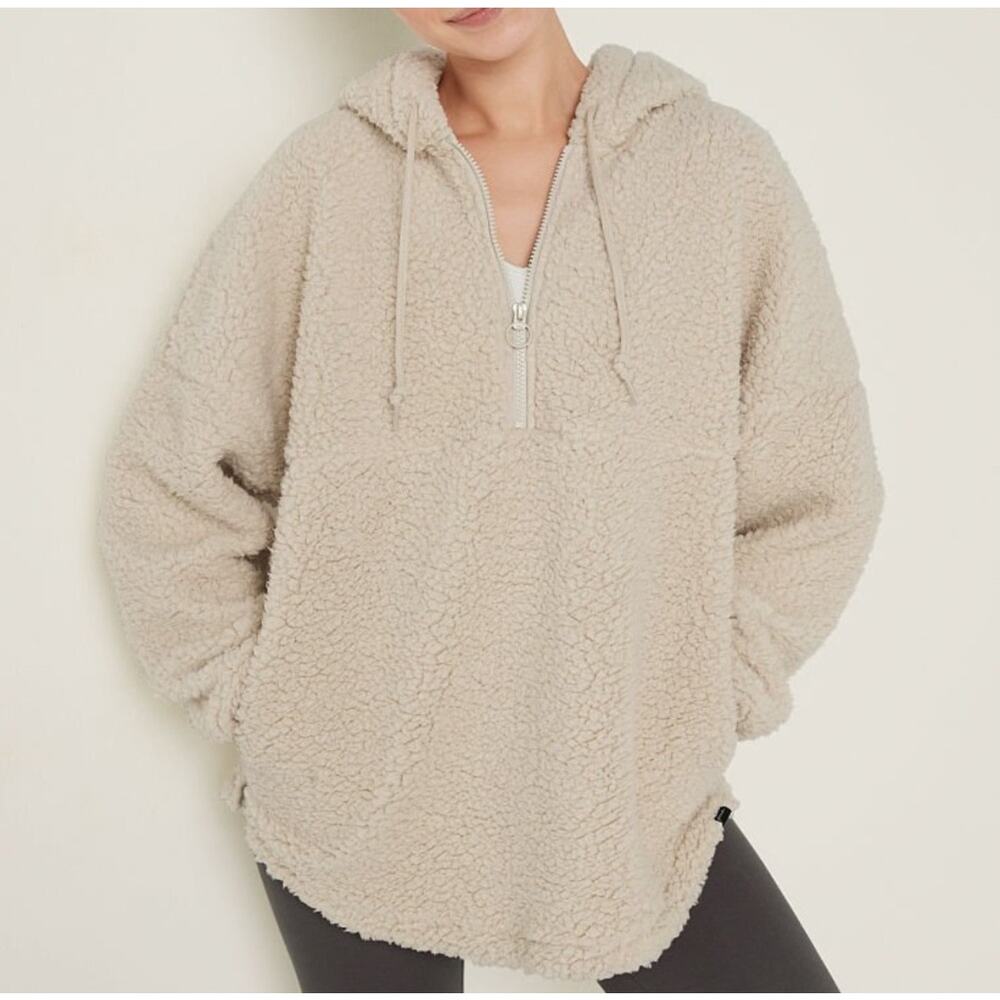🧺 5 for $25 Sale NWT PINK VS Varsity Sherpa Half Zip Sweatshirt Small